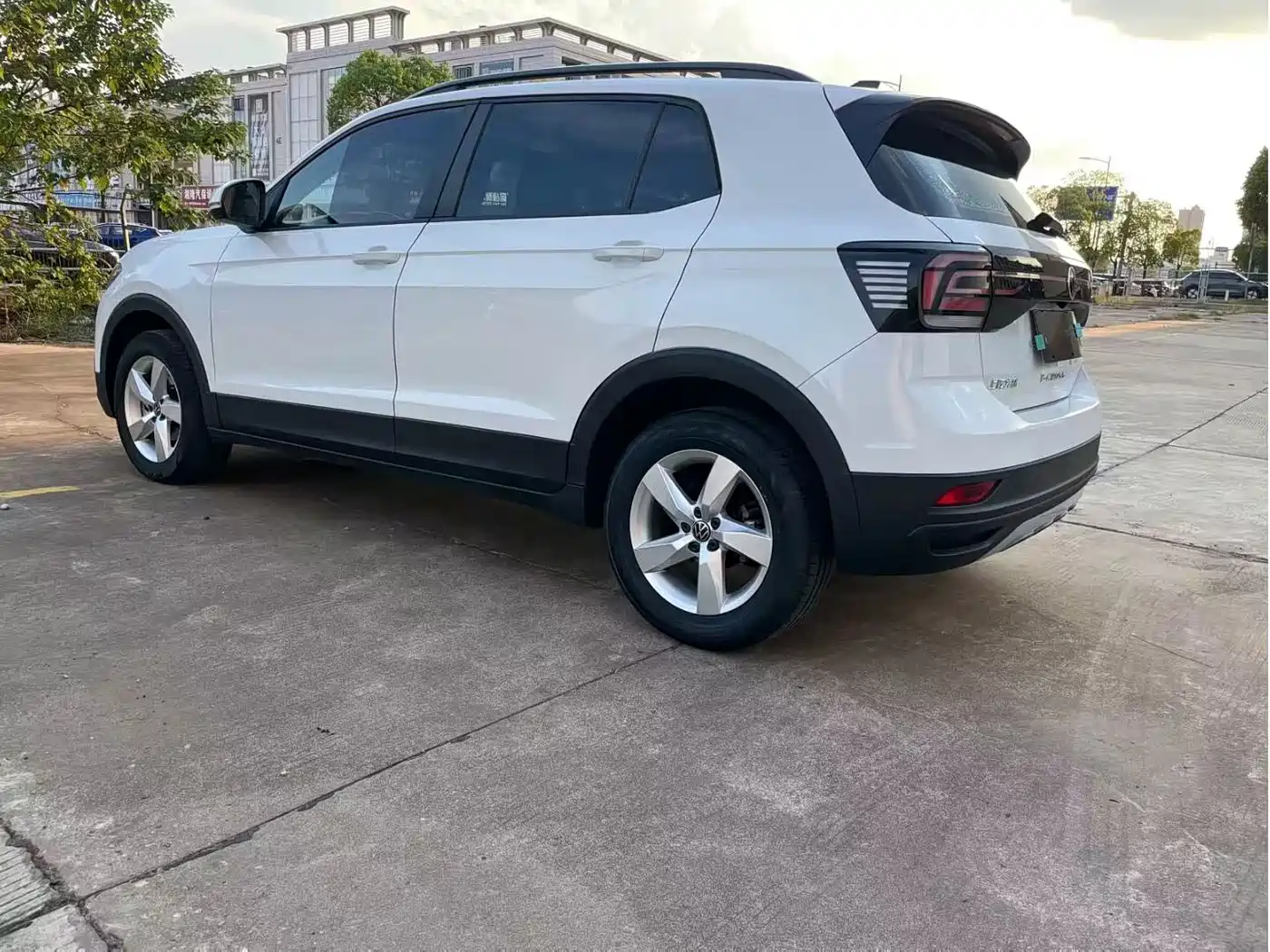 Volkswagen T-Cross 2023 Facelift 1.5L Automatic Trend Edition фото 9