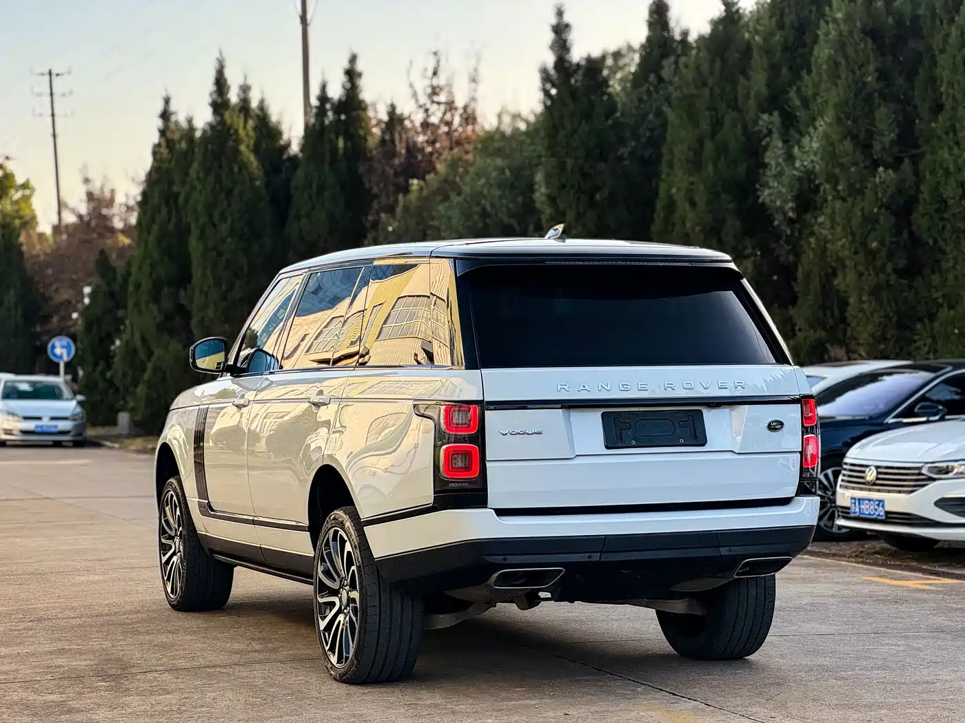 Фото 3 - Land Rover Range Rover