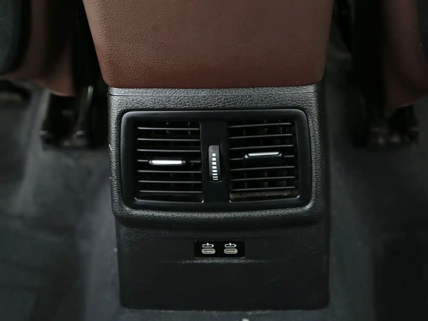 Фото 14 - BMW X1