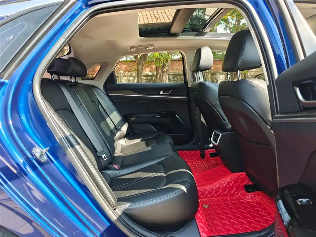 Kia K5 2020 270T CVVD Luxury Edition фото 16