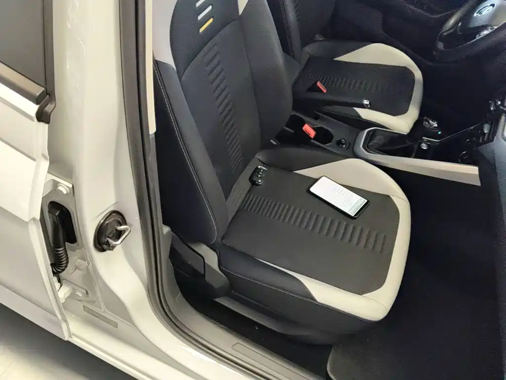 Volkswagen Polo 2023 2023 Plus 1.5L Automatic Colorful Tech Edition