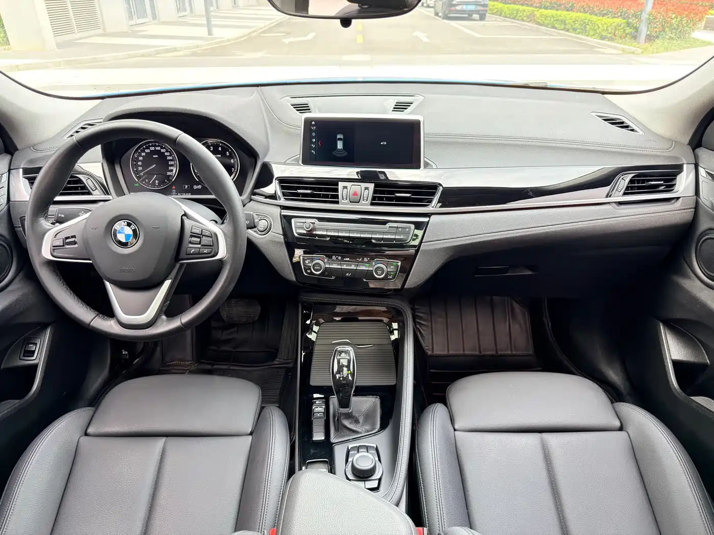 BMW X2 (Import) 2019 sDrive25i Luxury M Off-Road Package China VI фото 6