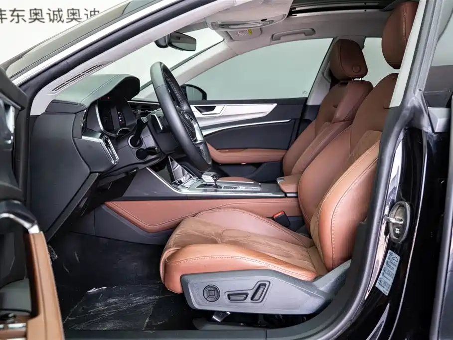 AUDI A7L