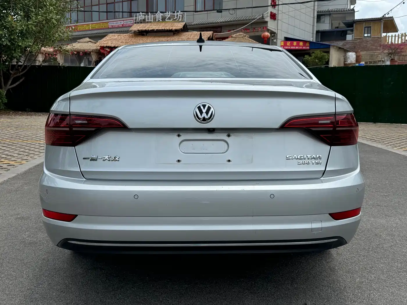 Volkswagen Sagitar 2022 280TSI DSG Surpassing Edition фото 4