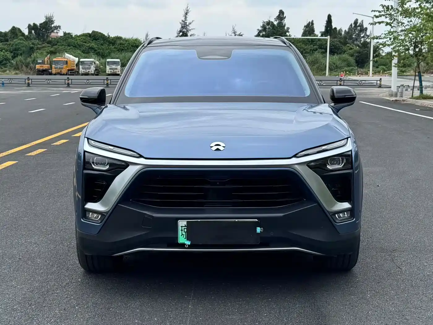 NIO ES8 2019 2018 355KM Base Model 7-Seater Version