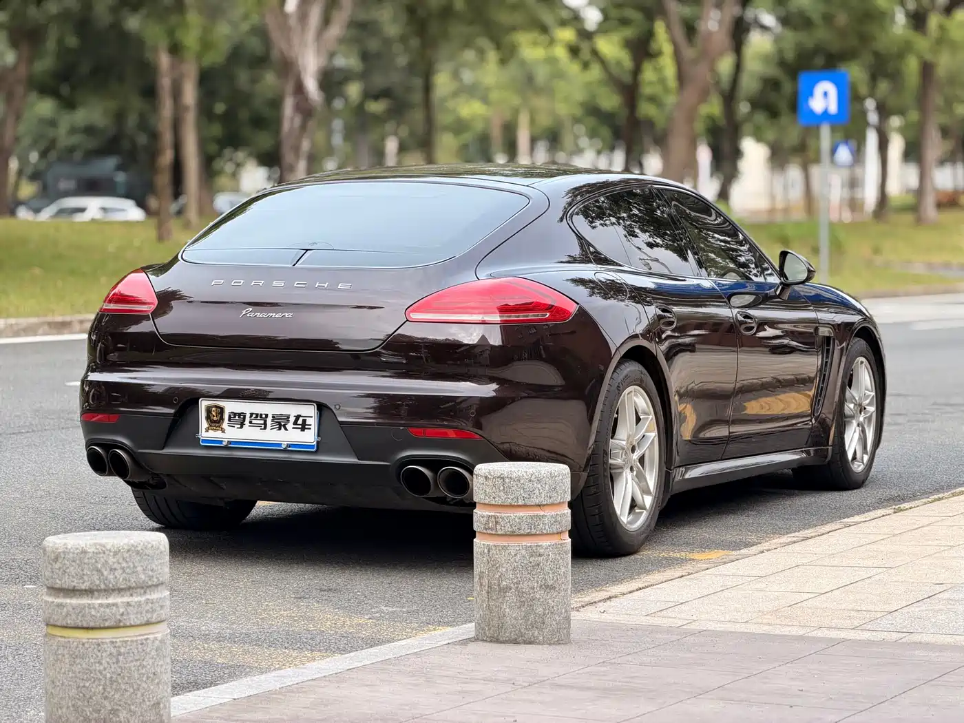 Porsche Panamera 2014 Panamera 3.0T фото 18