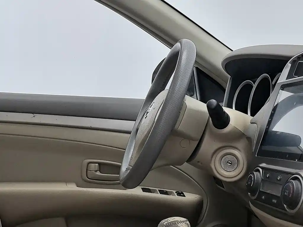 Фото 22 - Nissan Sylphy