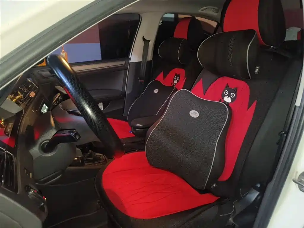 Volkswagen Santana 2016 1.6L Automatic Comfort Edition фото 8