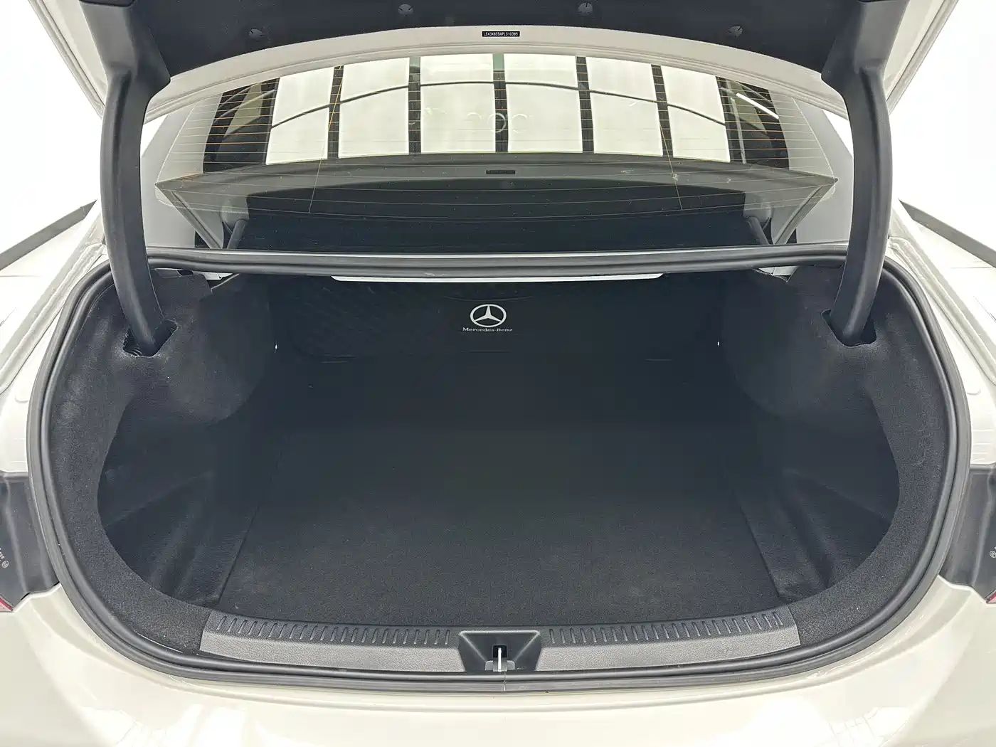 Mercedes-Benz A-Class 2023 A 180 L фото 17