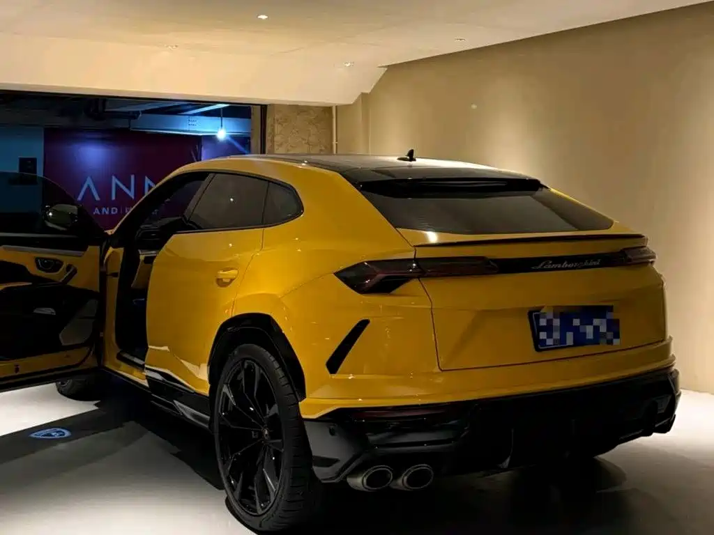 Lamborghini Urus 2022 2021 4.0T V8