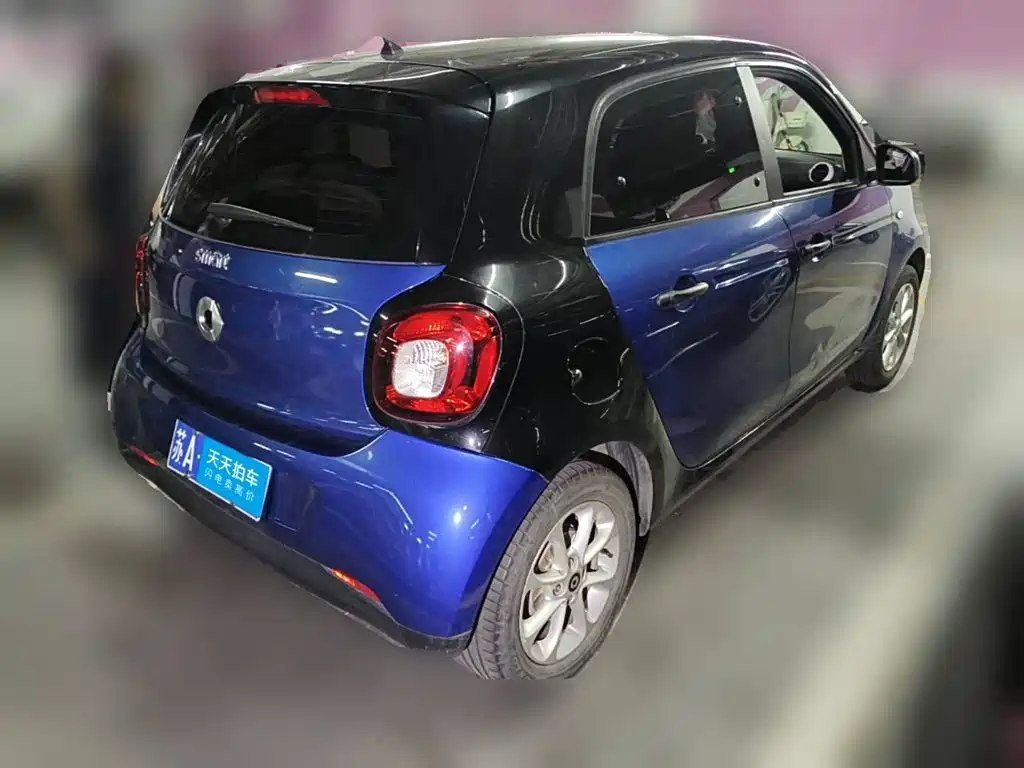 smart forfour 2018 2018 1.0L 52kW Agile Edition