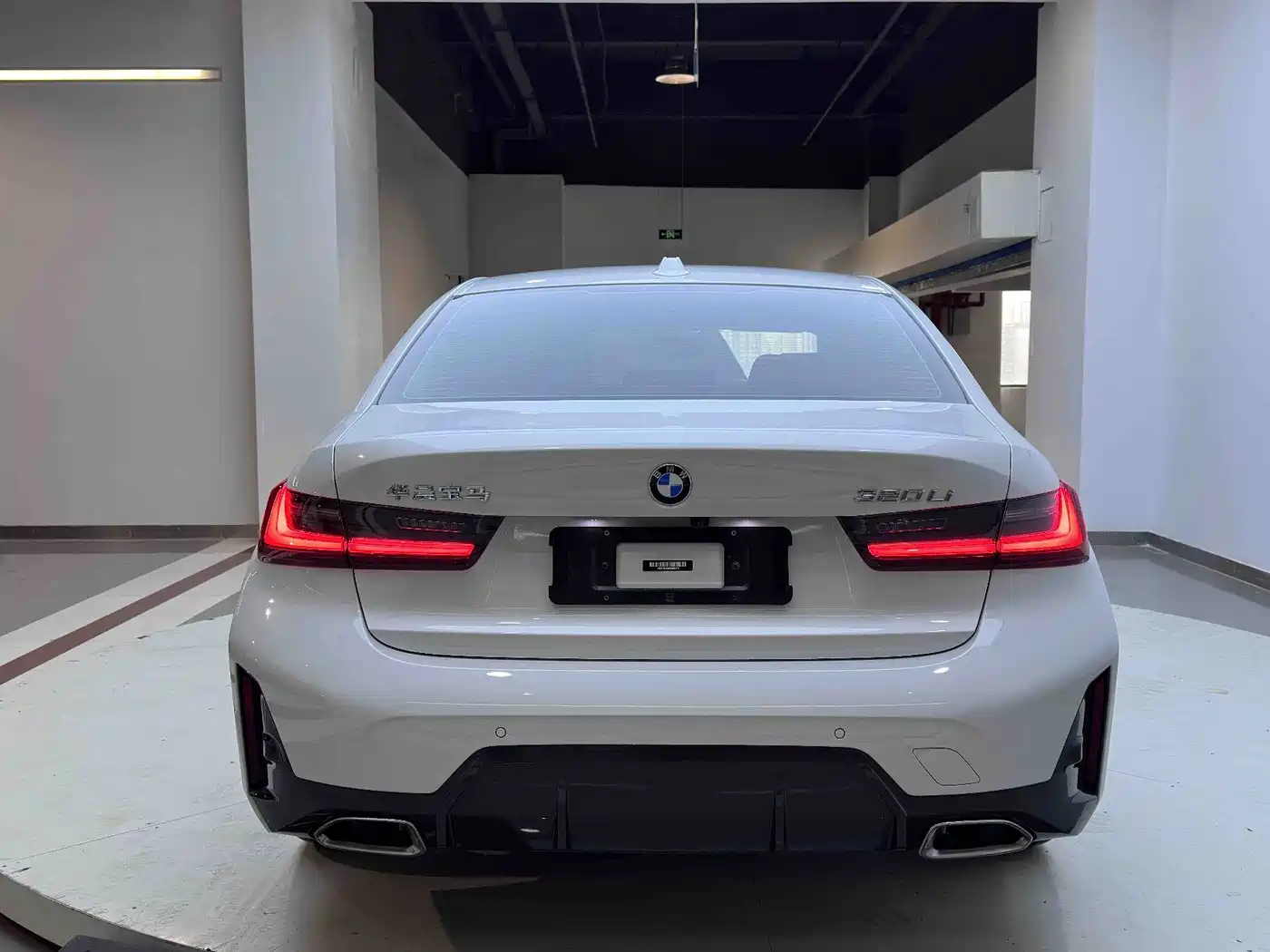BMW 3 Series 2023 320Li M Sport Package фото 4