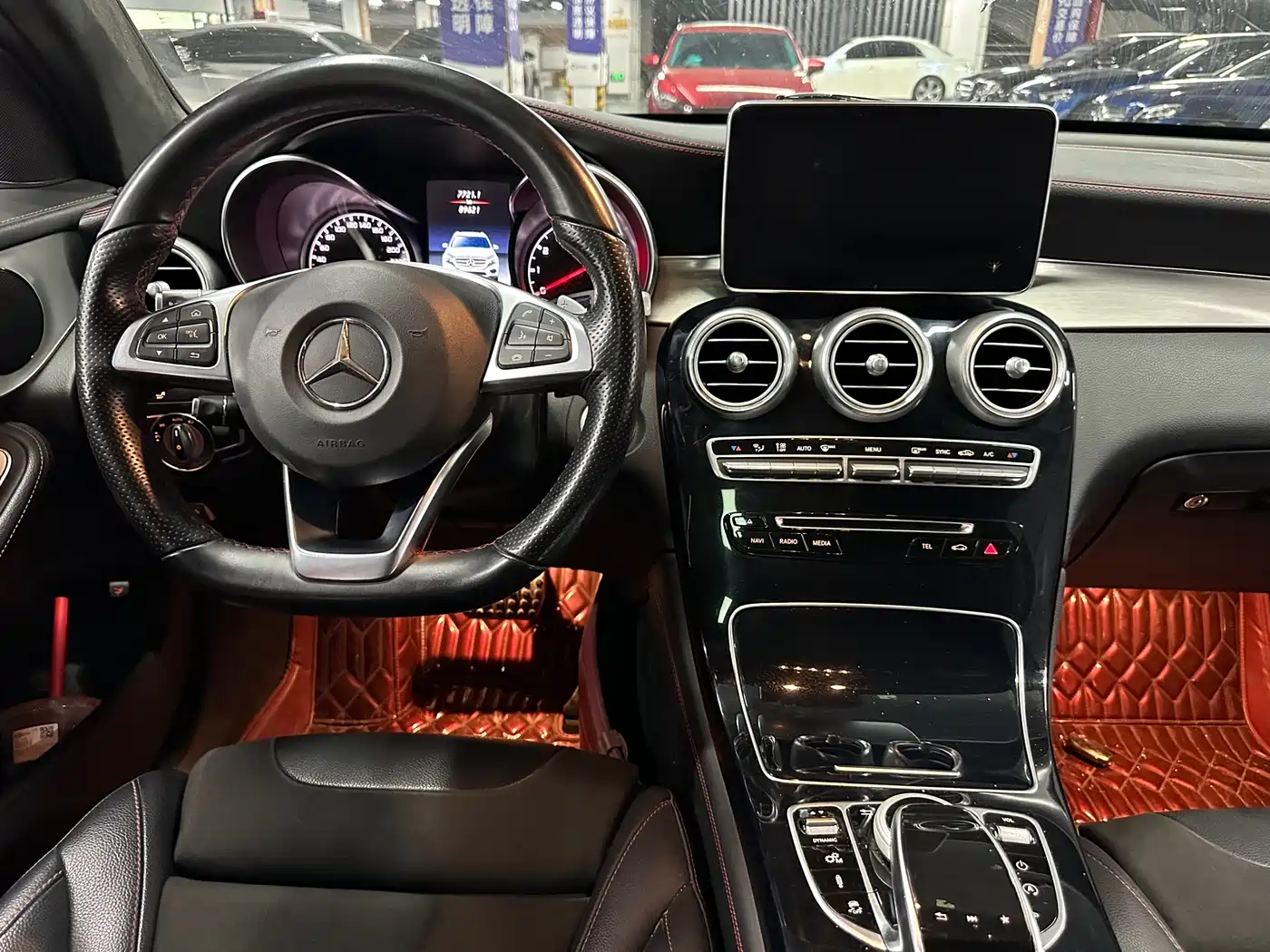 Mercedes-Benz GLC AMG 2017 AMG GLC 43 4MATIC фото 11