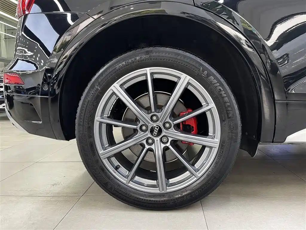 Audi Q5L 2022 40T RS Kit Racing Speed Edition фото 7