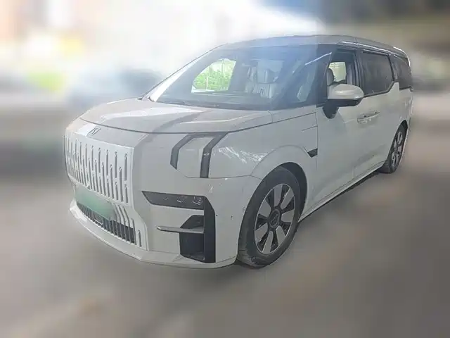 ZEEKR 009 2023