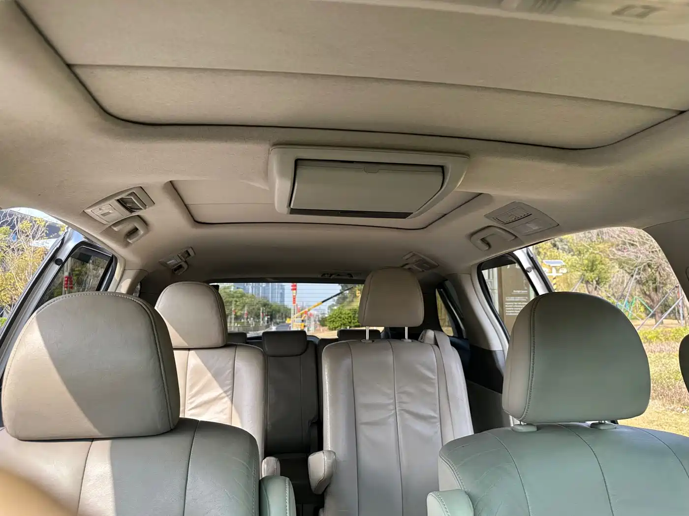 Toyota Previa 2006 Model 2.4L 7-Seater Luxury Edition фото 8