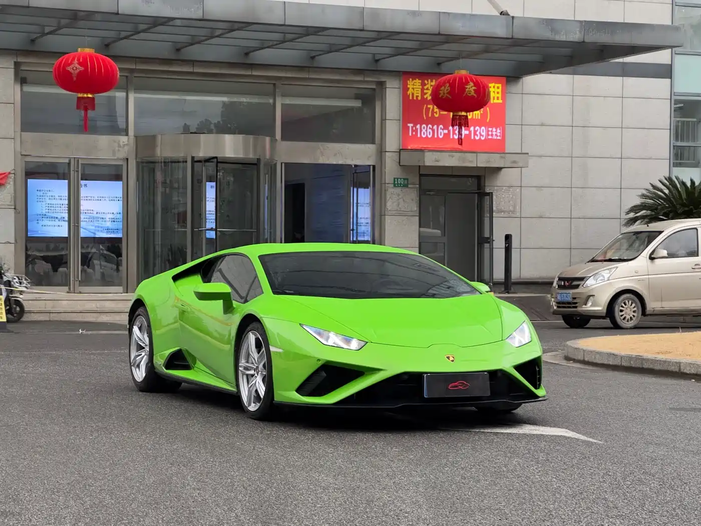 Lamborghini Huracán 2020 Huracán EVO RWD фото 3