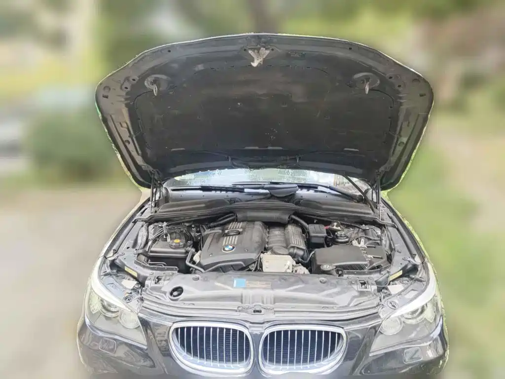 Фото 3 - BMW 5 Series