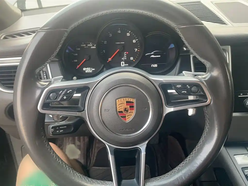 Porsche Macan 2017 Macan 2.0T фото 4