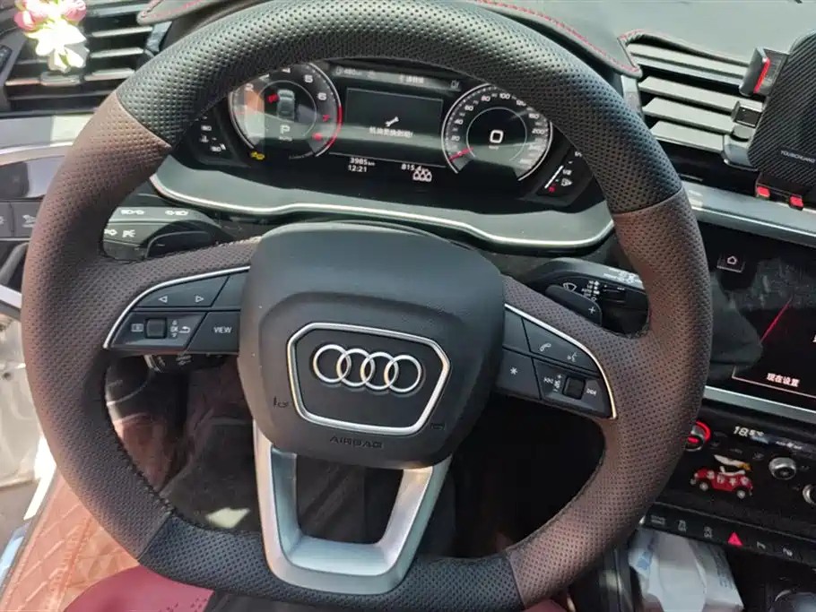 Audi Q3 2025 quattro 45th Anniversary Edition 35TFSI Fashion Dynamic фото 15