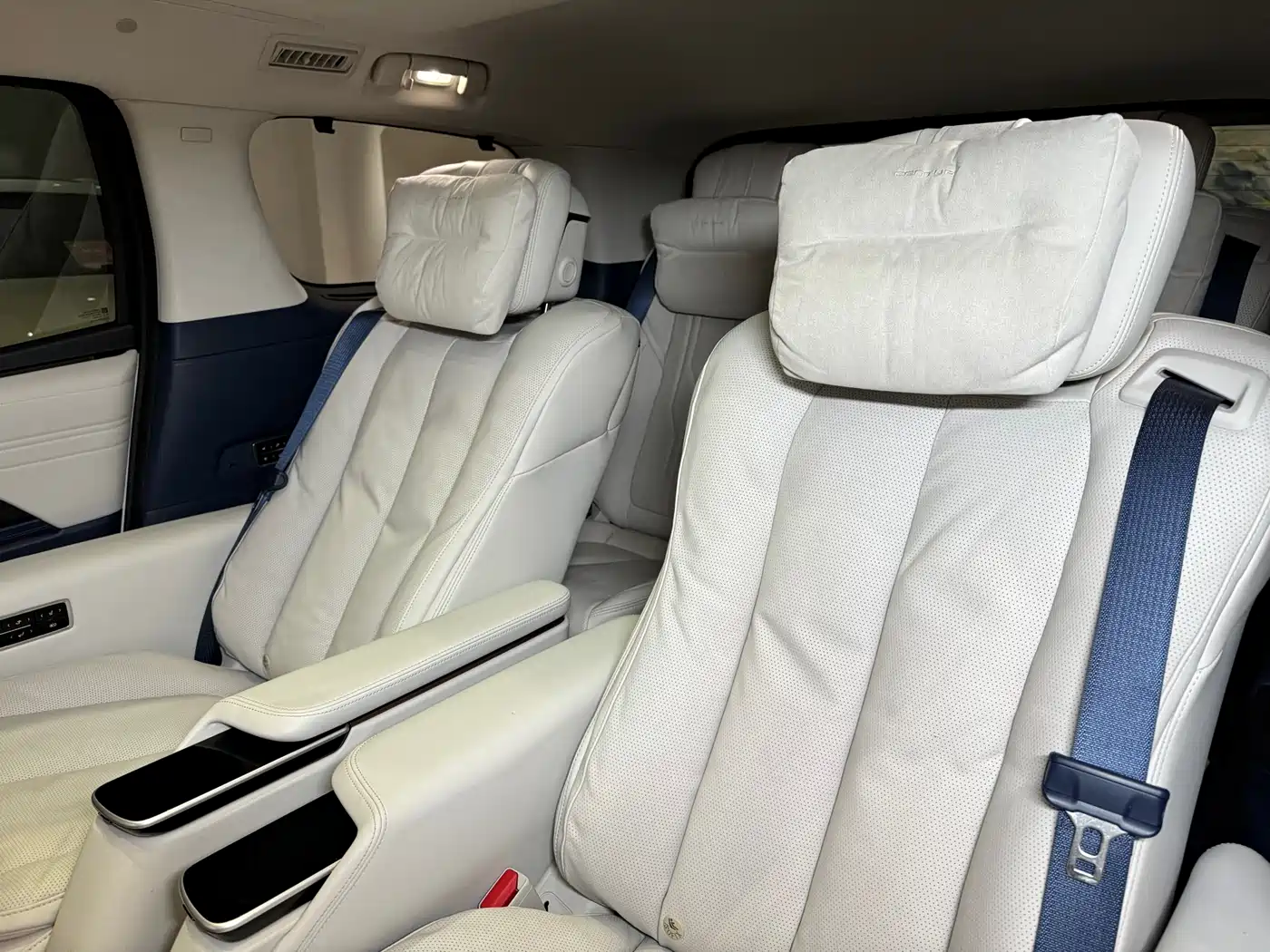 Buick Century 2025 2.0T 6-Seater World Edition фото 12
