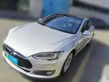 Фото 1 - Tesla Model S