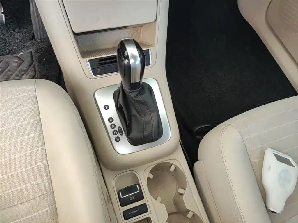 Volkswagen Tiguan 2015 1.8TSI Automatic 2WD Trendline фото 14