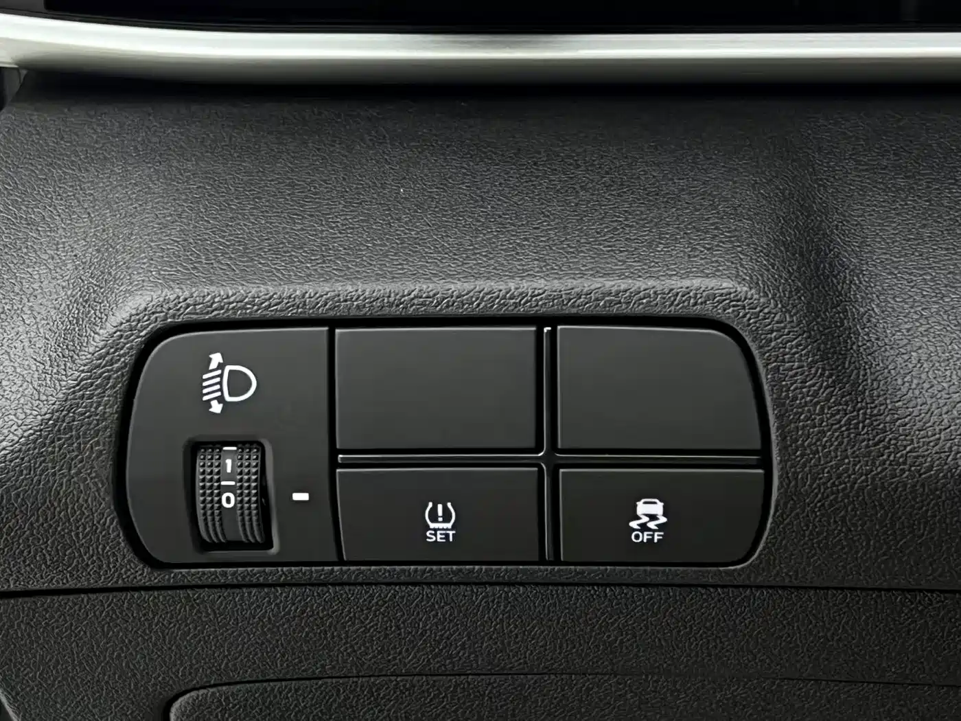 Hyundai Elantra 2022 1.5L CVT GLX Elite Edition фото 17