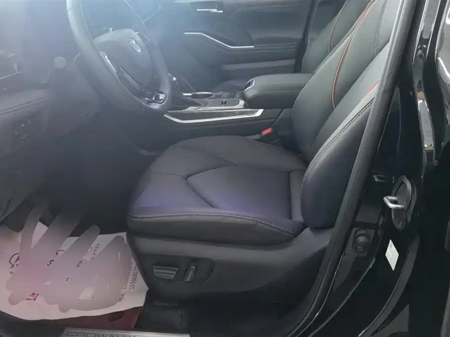 Toyota Crown Kluger 2024 2.5L HEV 4WD Premium Edition фото 9