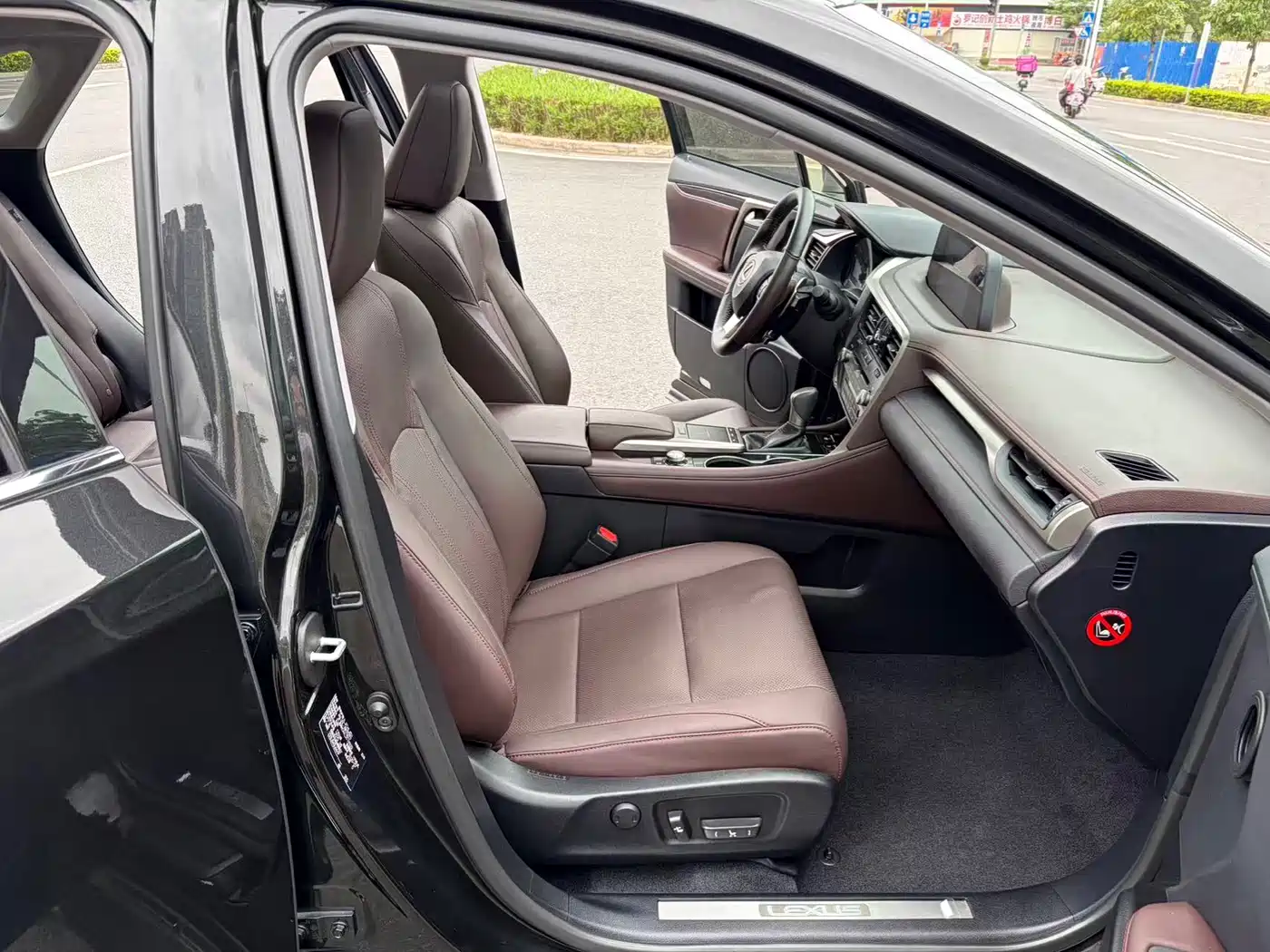Lexus RX 2020 Facelift 300 AWD Elegance Edition фото 10