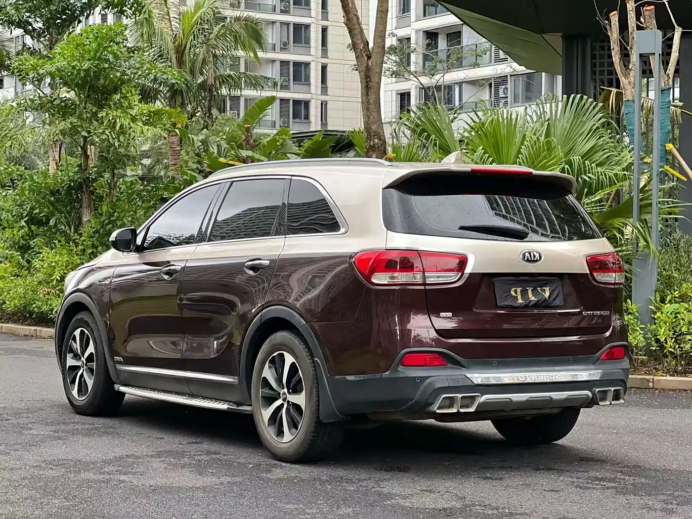 Kia Sorento 2016 2015 Sorento L 2.4L Gasoline 4WD Elite 7-Seater China V