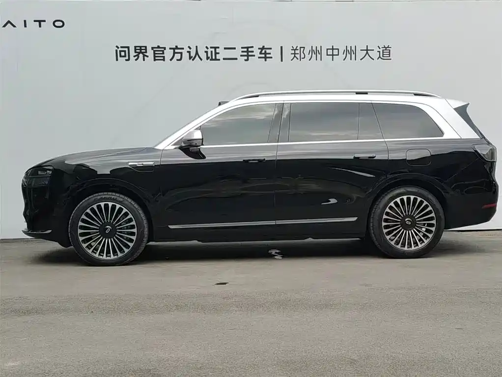 AITO Wenjie AITO M9 2024 Extended Range Ultra 42kWh 6-Seater фото 3