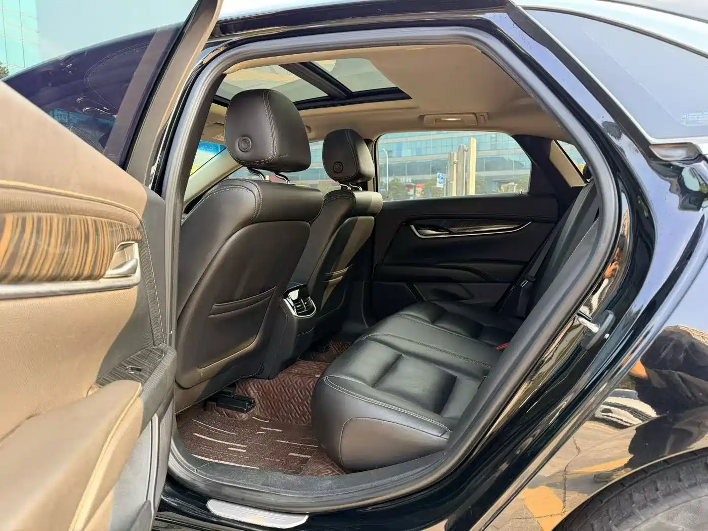 Cadillac XTS 2018 28T Technology фото 5