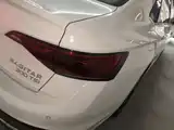 Photo 8 - Volkswagen Sagitar