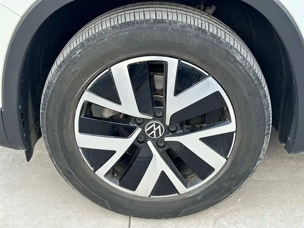 Volkswagen Tayron 2023 280TSI 2WD Luxury Plus Advanced Edition фото 5