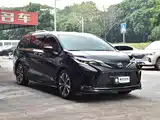 Фото 3 - Toyota Granvia
