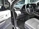 Фото 6 - Toyota Granvia