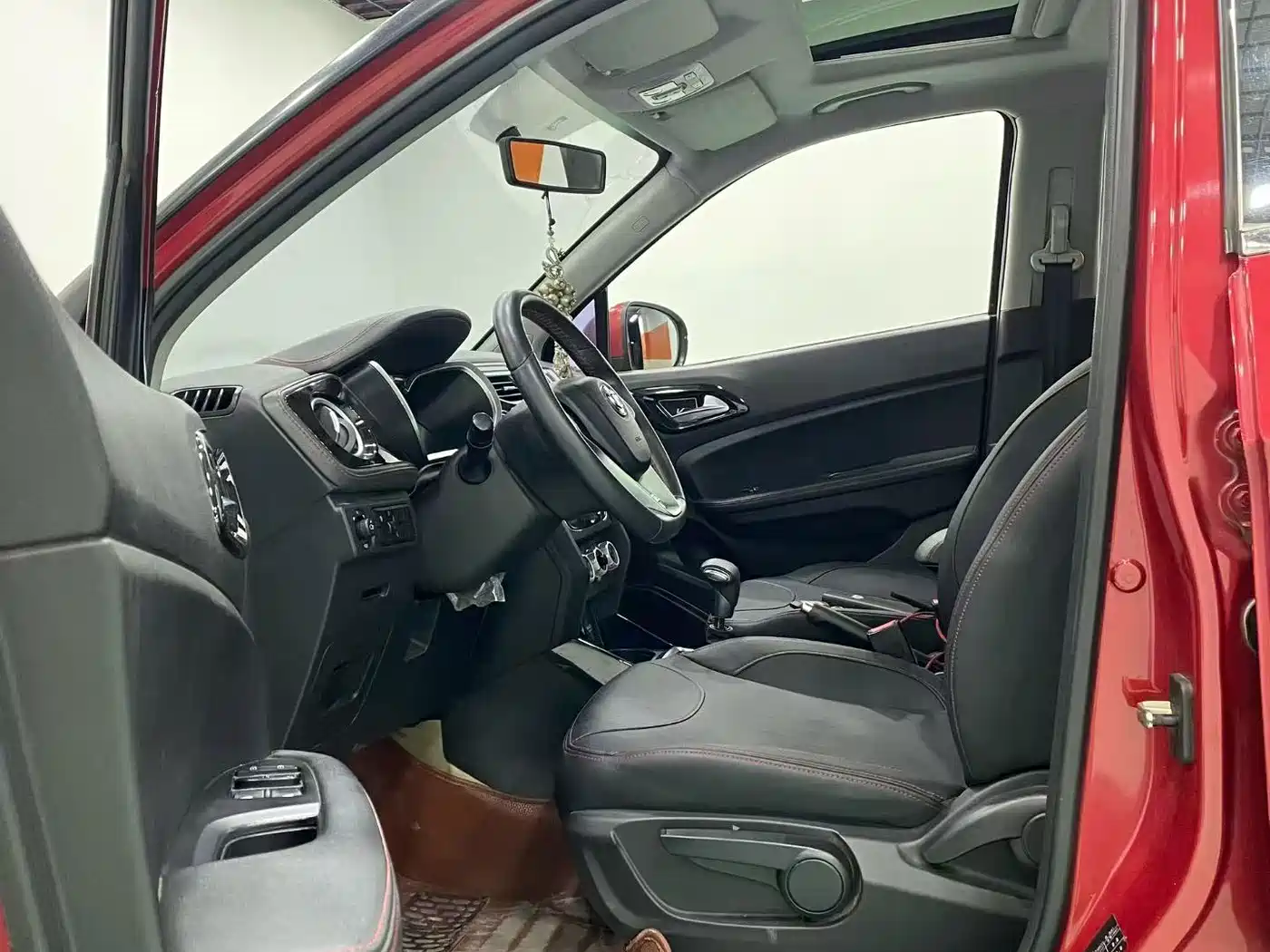 Zhonghua V3 2016 2016 1.5L Automatic Smart