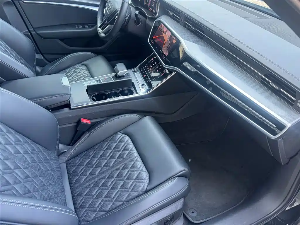 Audi A6L 2025 45 TFSI Premium Sport фото 11