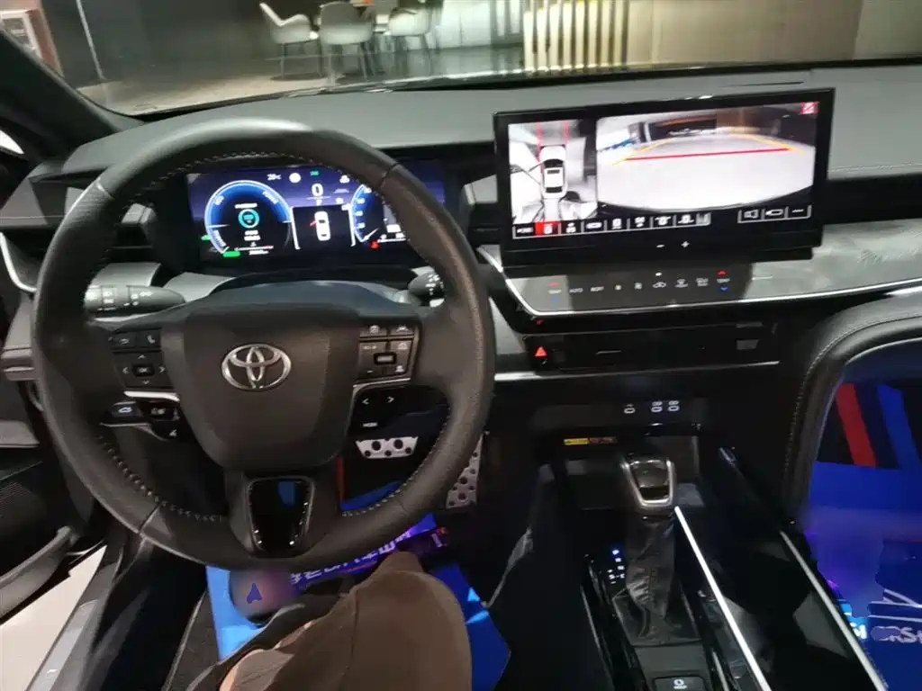 Toyota Camry 2024 Model Dual Hybrid 2.0HS Sport Edition фото 10