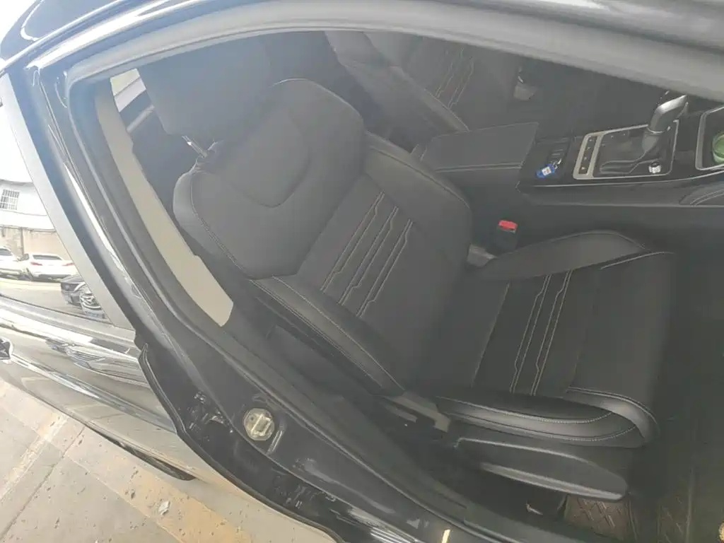 BYD Qin 2021 2019 1.5L Automatic Luxury Edition