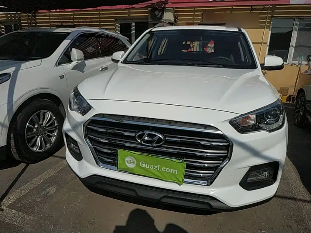 Hyundai Beijing Hyundai ix35 2019 2.0L Automatic 2WD Zhiyong·Enjoy China V фото 3