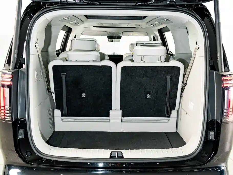 Volvo EM90 2025 2025 Ultra Six-Seater