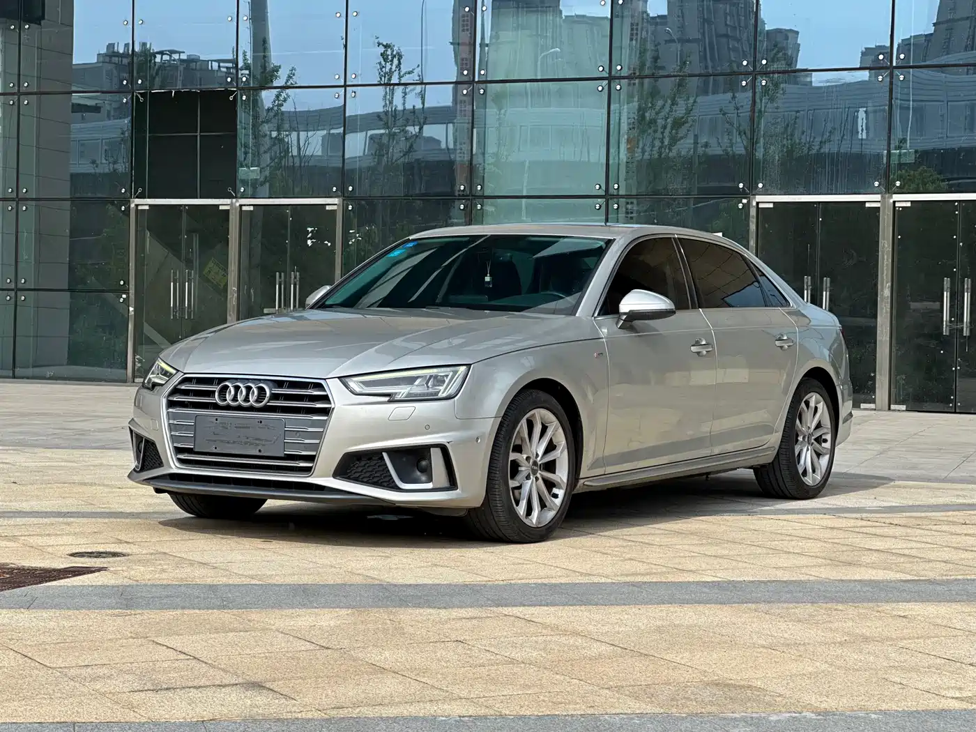 Audi A4L 2019 40 TFSI Fashion (China VI) фото 3