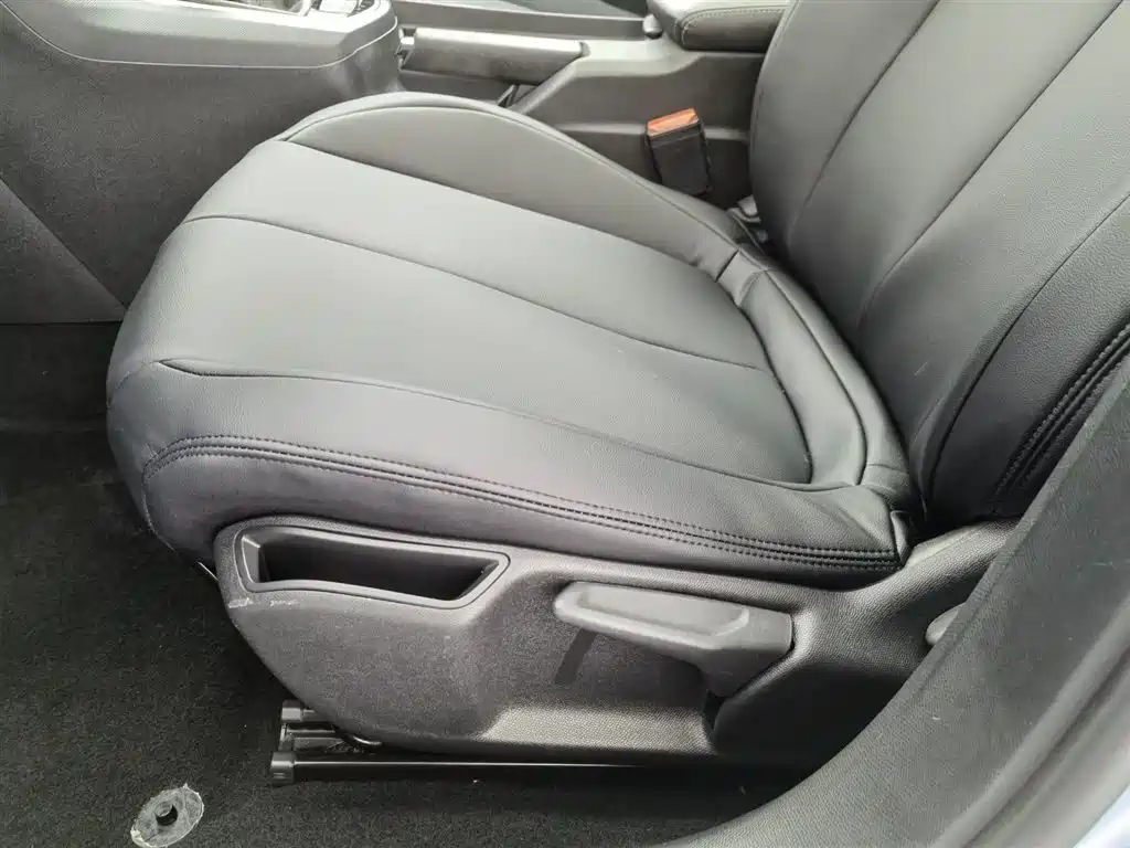 Peugeot 308S 2015 1.2T Auto Dynamic Edition фото 20