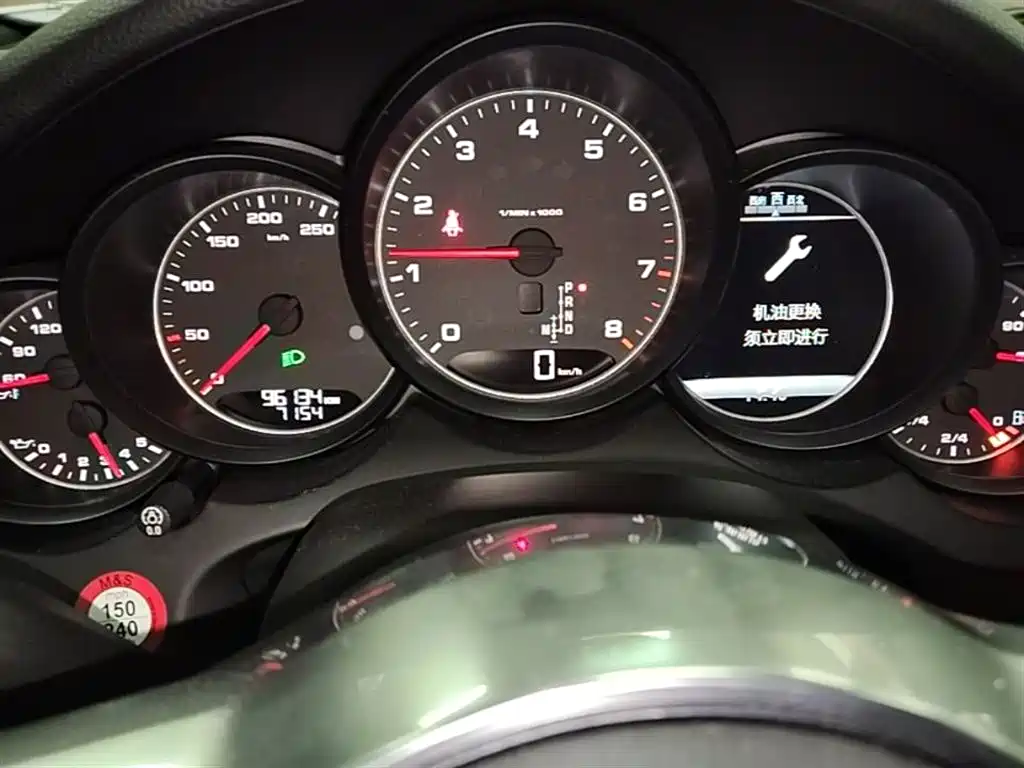 Porsche Cayenne 2015 Cayenne 3.0T фото 12