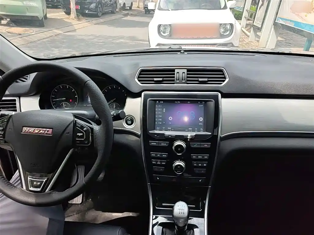 Haval H2 2014 1.5T Manual 2WD Premium Edition фото 10