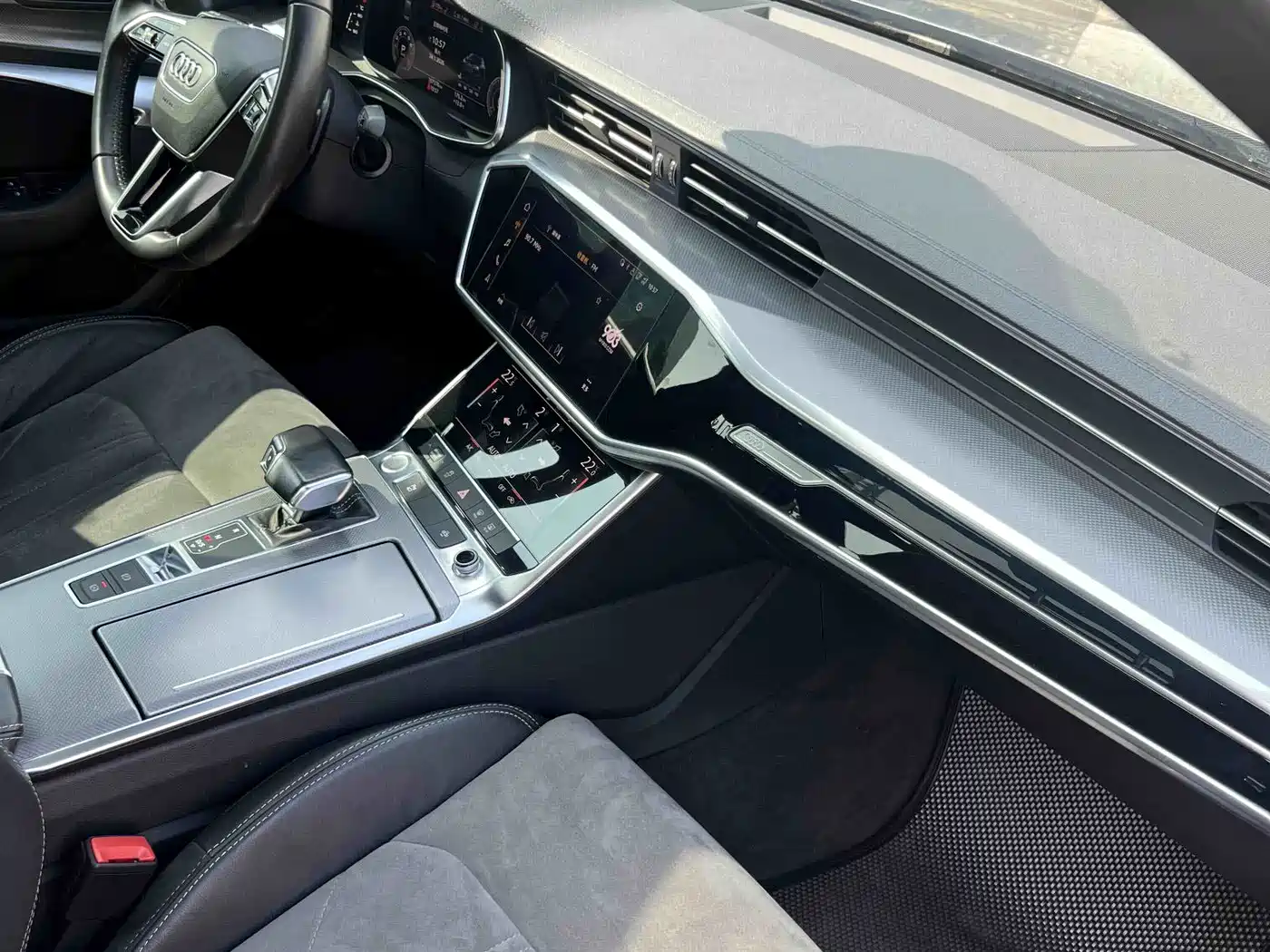 Audi A6L 2020 45 TFSI Premium Dynamic фото 14