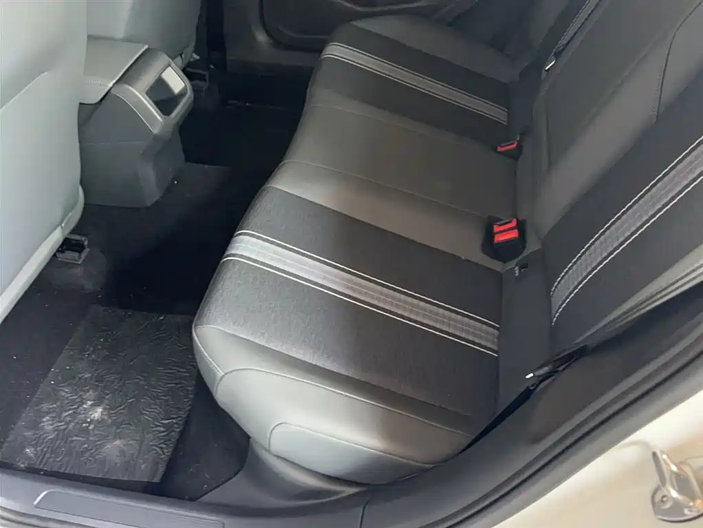 Volkswagen Sagitar 2024 200TSI DSG Flying Edition фото 24