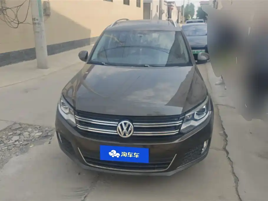 Volkswagen Tiguan 2015 1.8TSI Manual 2WD Limited Edition фото 2